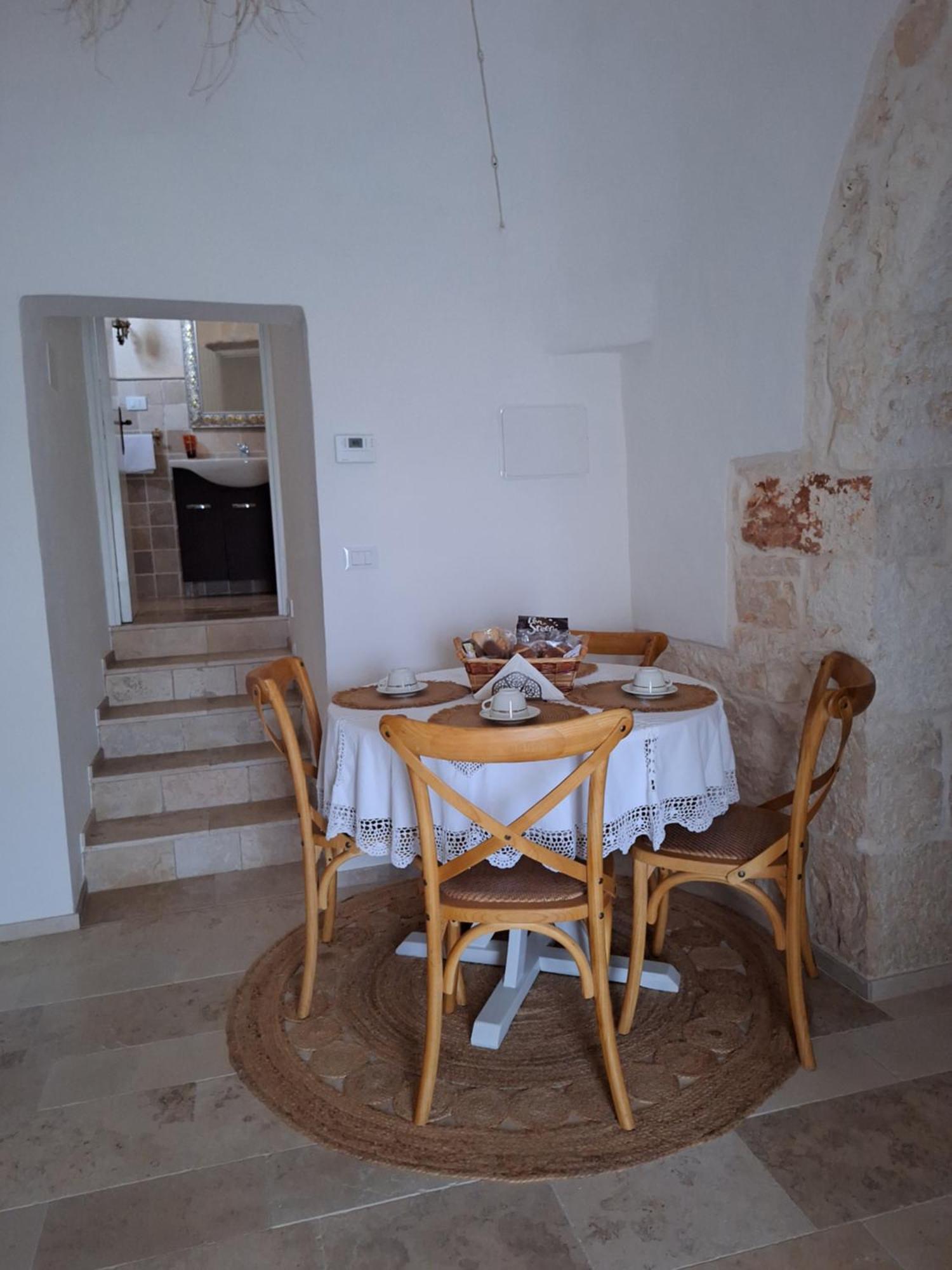 Holiday Home Trullo Antico Ostuni Exterior foto